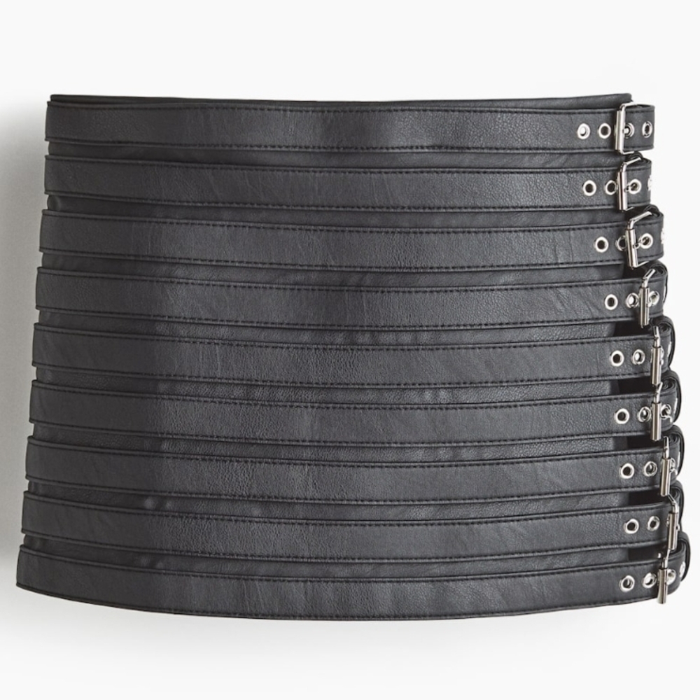 H&M Belt Detailed Mini Skirt Size XL